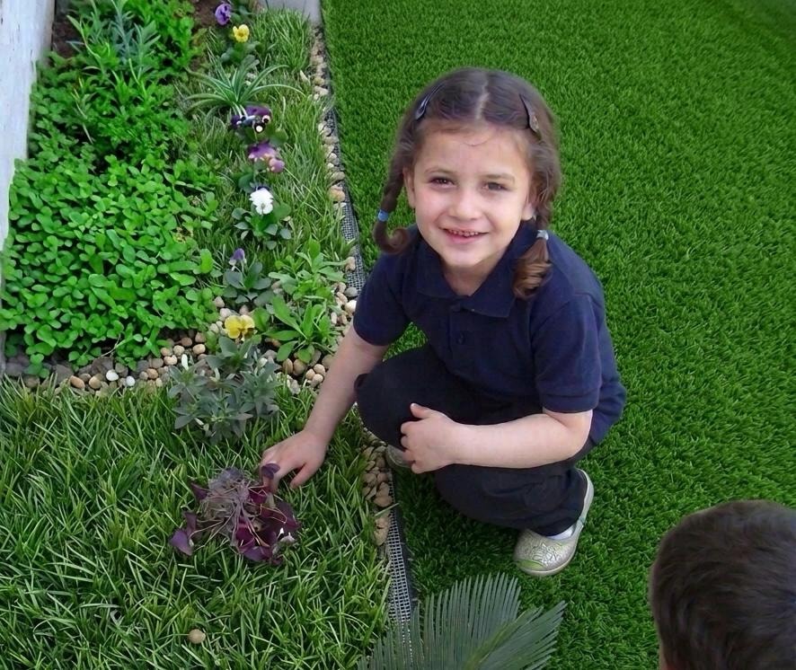 Building and problem-solving play
